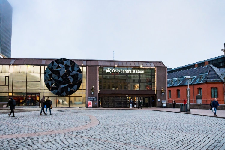 Stazione centrale di Oslo